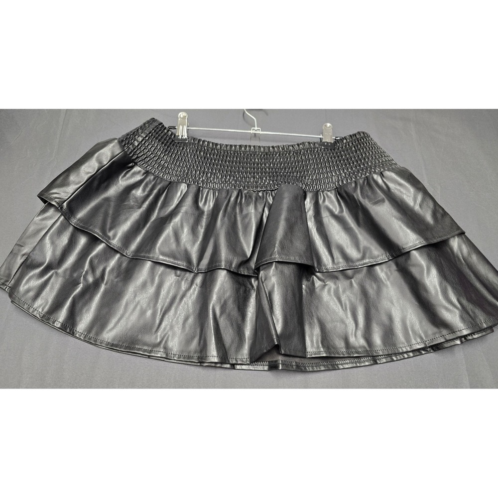 No Boundaries Womens Black Faux Leather Tiered Ruffle Mini Skirt Smocked Large